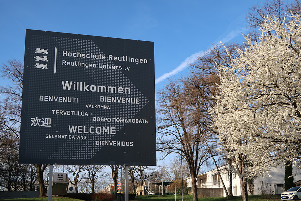 Willkommen an der Hochschule Reutlingen Plakatwand