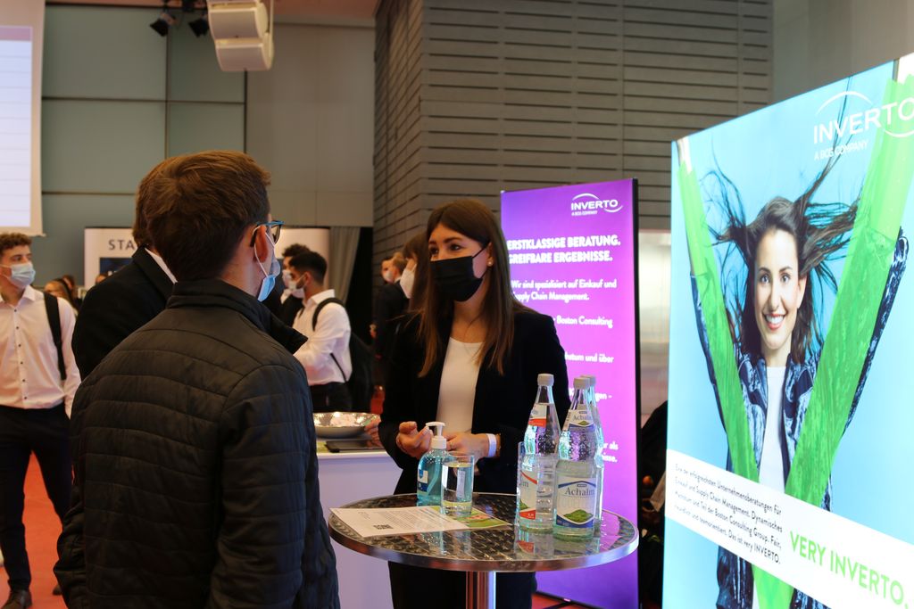 Bilder vom Firmenforum 2021 der ESB Business School