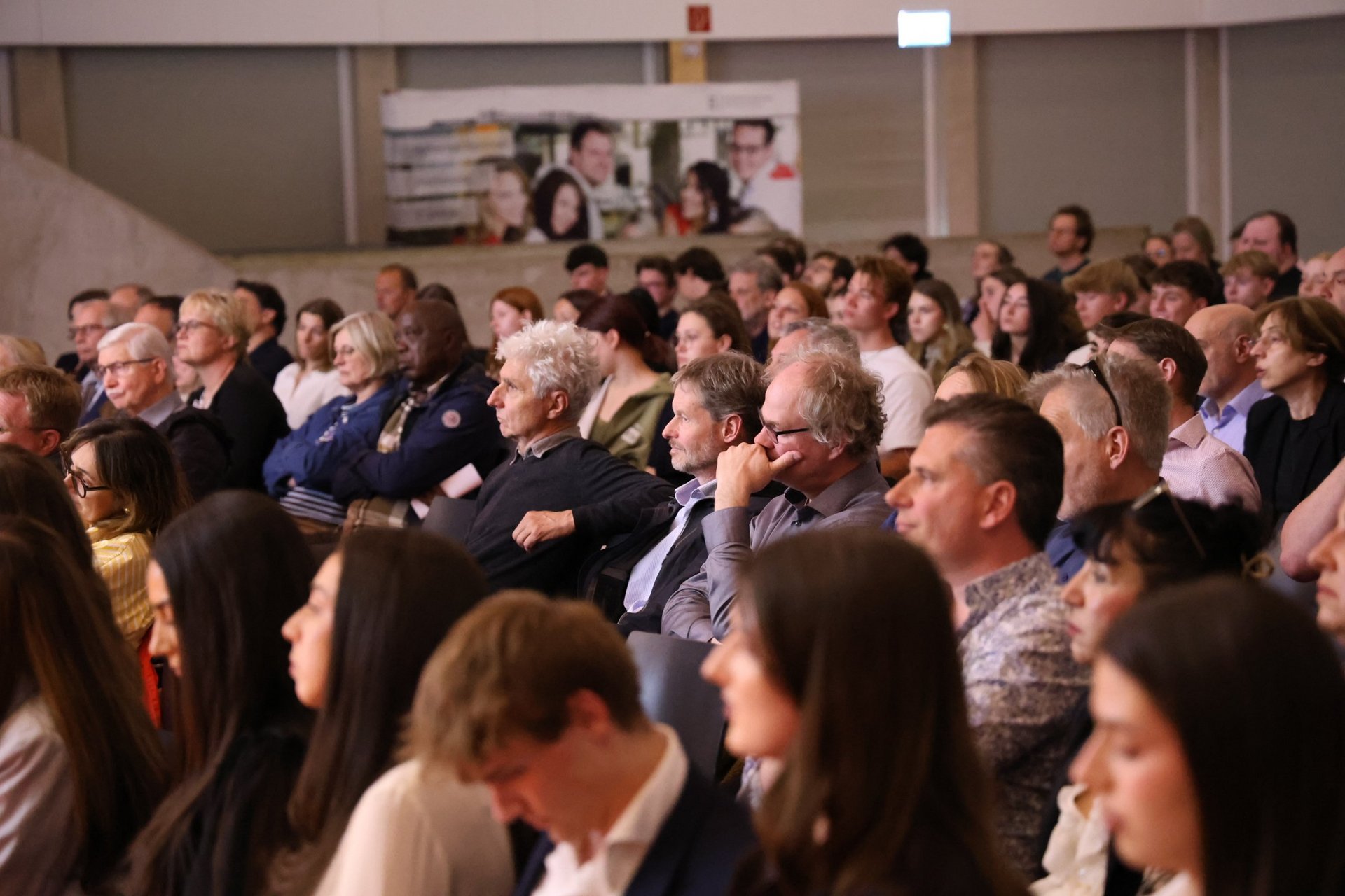 audience at the ESB Economic Forum in a packed Aula on Reutlingen Unicersity Campus