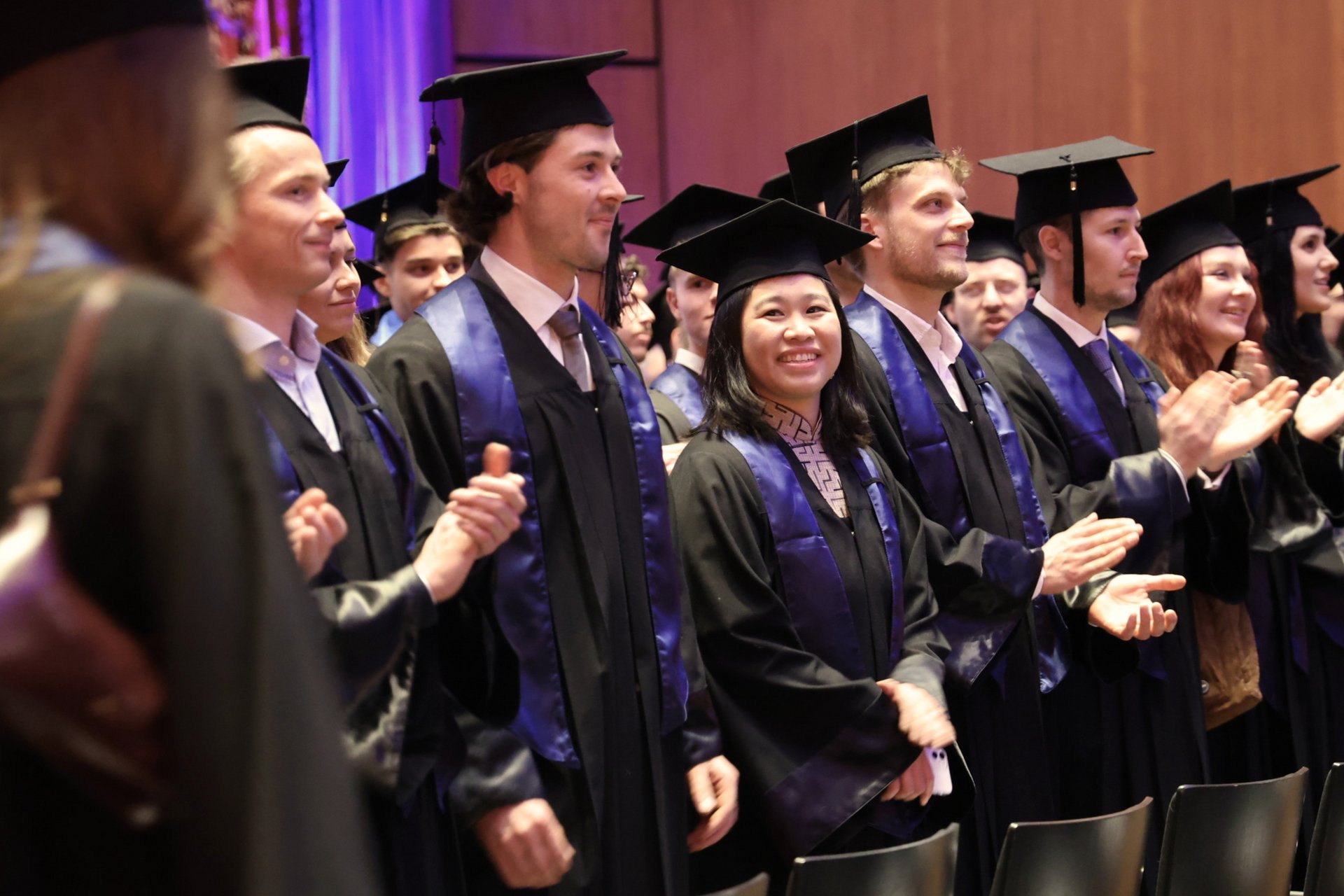 ESB Absolvierende Einlauf in der Stadthalle Reutlingen zum Festakt