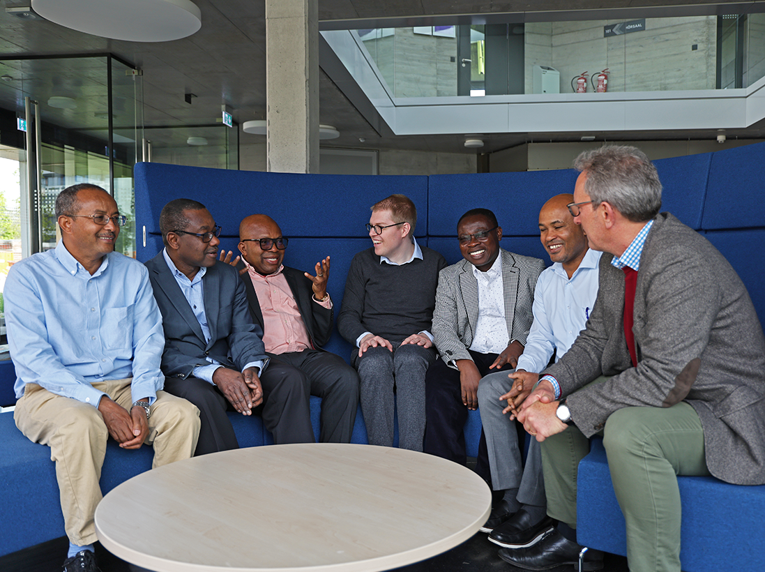 Gesprächsrunde Think Tank DBA auf dem Campus in Reutlingen