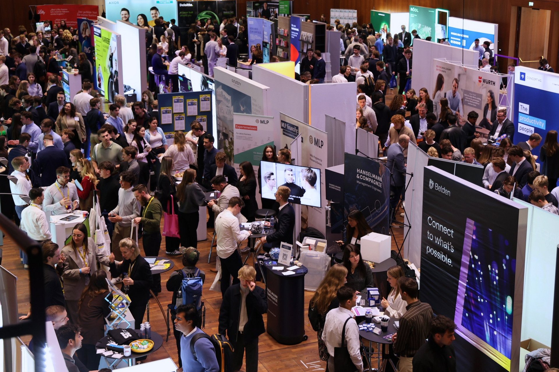 Besucherstrom zur International Business Fair