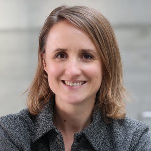 Portrait von Prof. Dr. Maud Schmiedeknecht